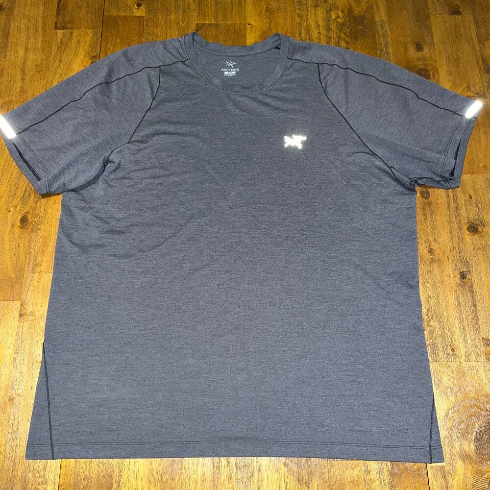 Arc'teryx men's performance short sleeve tshirt large